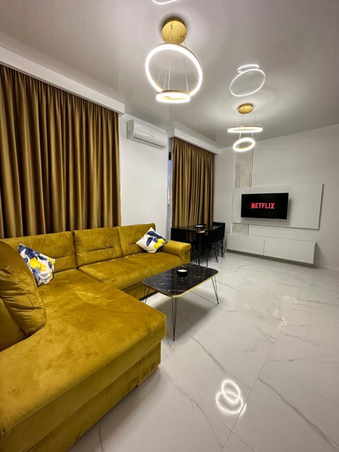 Studio303 By Allegio: Mamaia'S Seaside Luxury Near Finest Clubs & Beaches Exterior foto