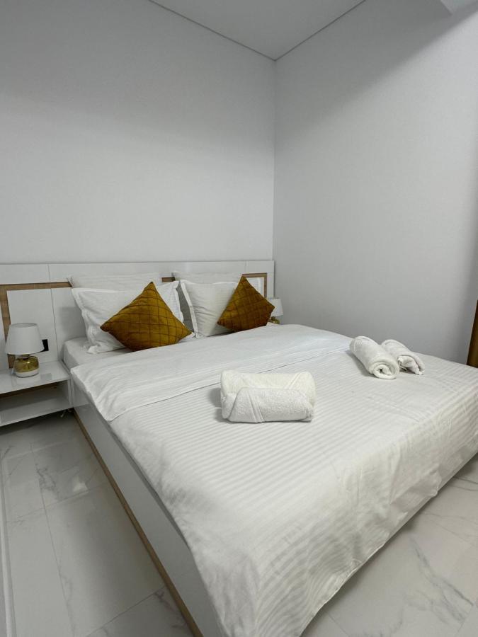 Studio303 By Allegio: Mamaia'S Seaside Luxury Near Finest Clubs & Beaches Exterior foto